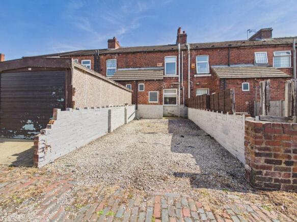 2 bed Terraced for sale Image 4