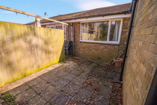 3 bed Semi-Detached Bungalow for sale Image 8