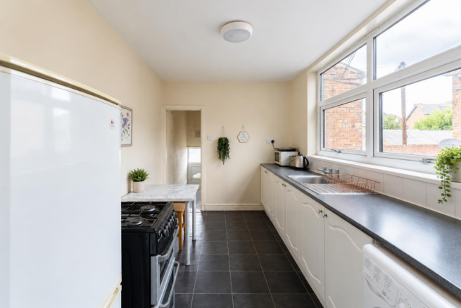 KITCHEN 1.1 22 LW.png