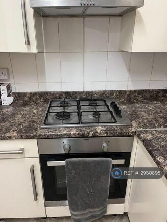 3 bed Terraced to rent Image 10