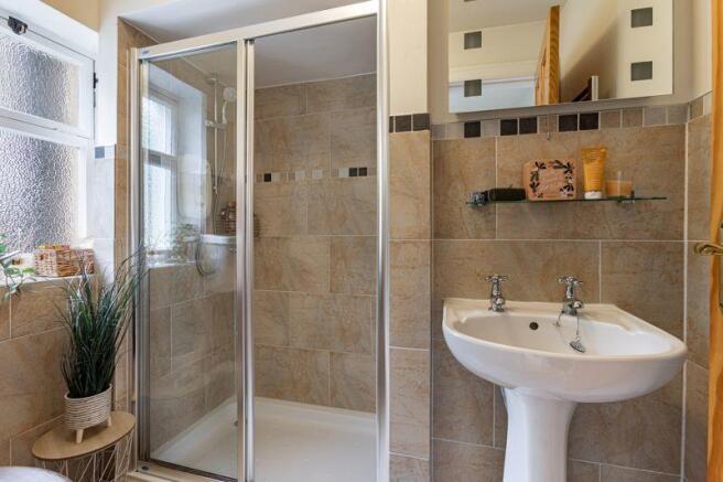 Master Ensuite