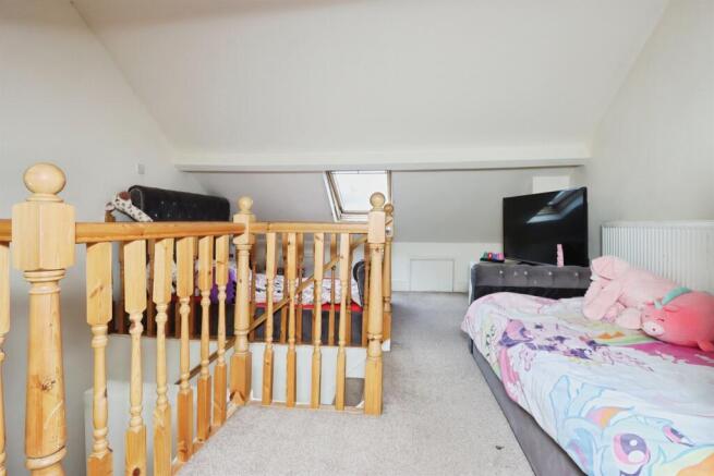 3 bed Terraced for sale Image 10