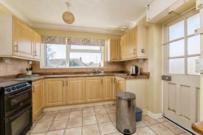 Elmfield Crescent, Exmouth, Devon, EX8 photo 4