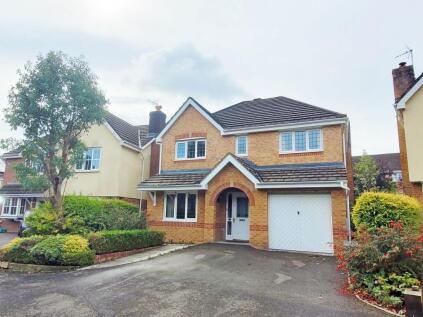 Terry's Way, Llanharan, Pontyclun, CF72