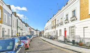17, Smith Terrace, London SW3 4DL
