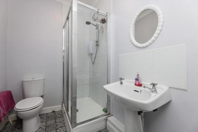2 bed Terraced for sale Image 10