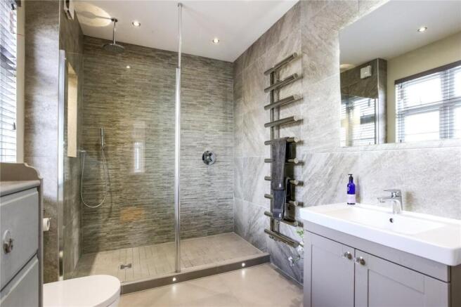 En Suite Bathroom