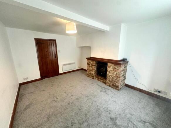 1 bed Terraced to rent Image 8