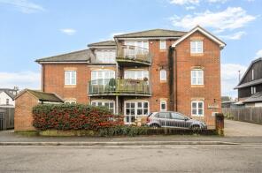 5, Warren Court, Ackender Road, Alton GU34 1JT