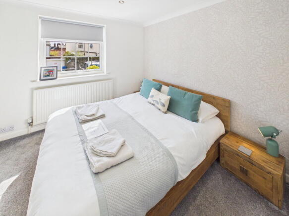 3 bed Terraced for sale Image 8