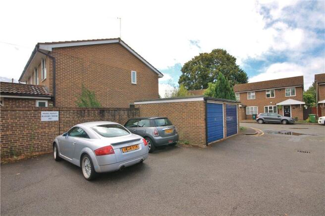 Garage Block