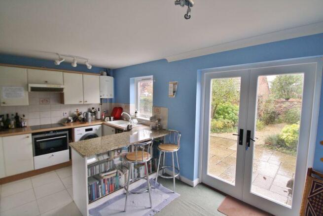 Kitchen / Dini...