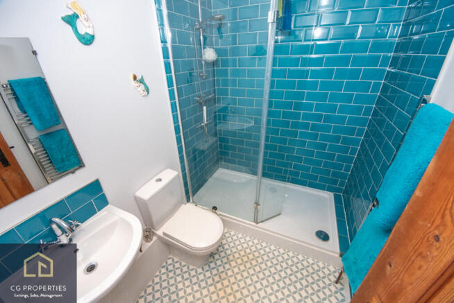 4 bed Cottage for sale Image 12