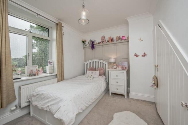 3 bed Terraced for sale Image 12