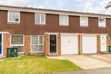 Cotswold Close, Crawley, RH11
