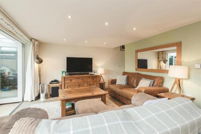 8274964-interior07.j