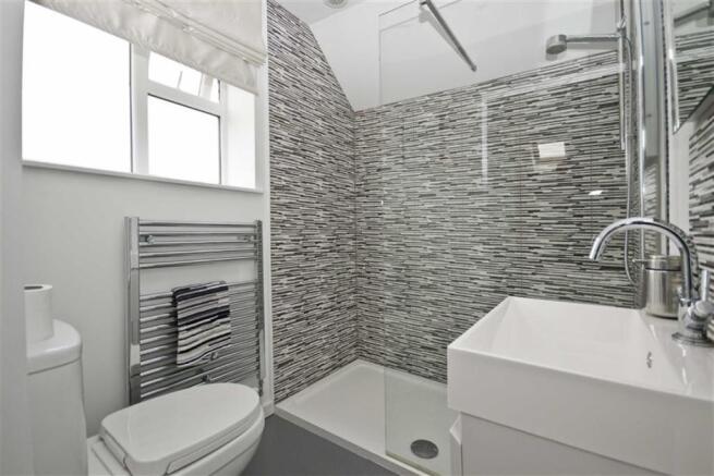 ENSUITE SHOWER ROOM