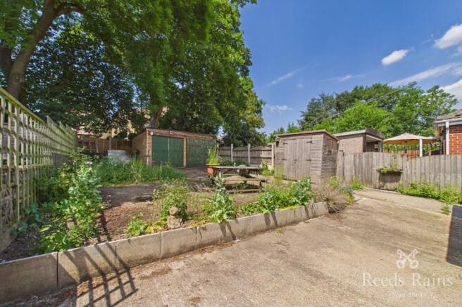 2 bed Bungalow for sale Image 4