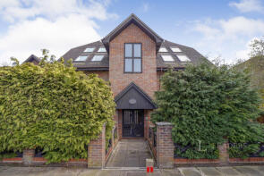 7, Lichfield Place, Lemsford Road, St. Albans AL1 3UG