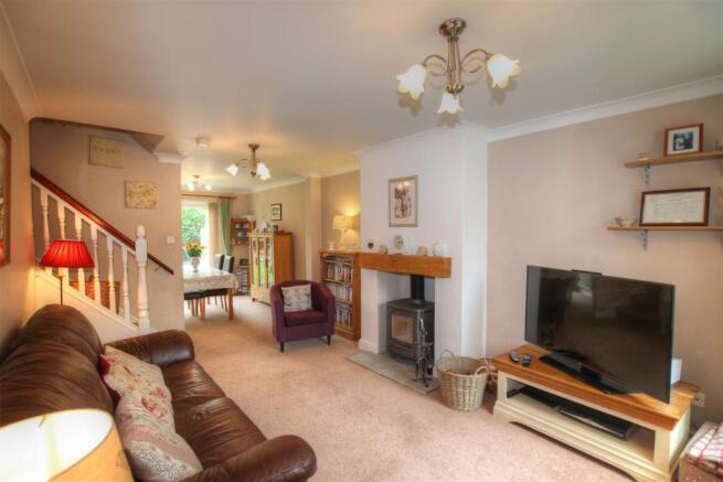 LOUNGE AREA