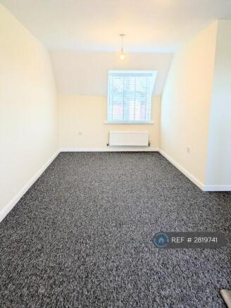 Dining Room/Lounge Area