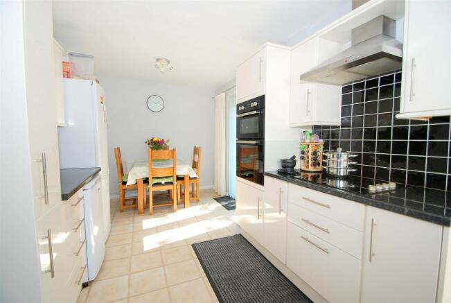 Kitchen/Dining Room