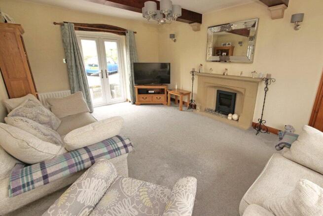 3 bed Semi-Detached for sale Image 7