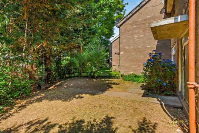 2 bed Terraced for sale Image 10