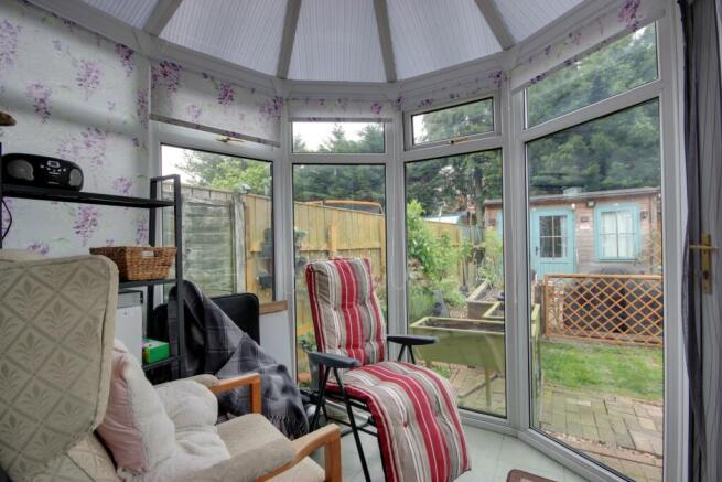 3 bed Semi-Detached for sale Image 10