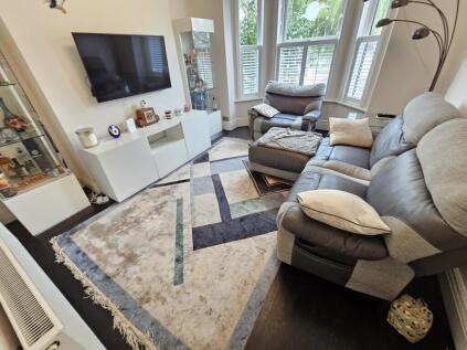 Northenden Road, Sale, M33