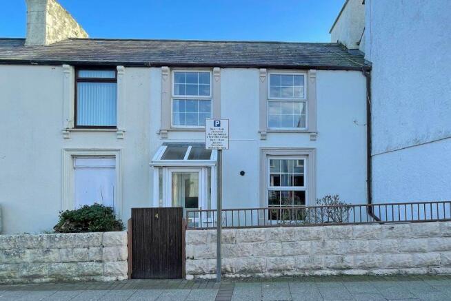 Exterior- 4 High Street Cemaes Bay-11 T202406211614.jpg