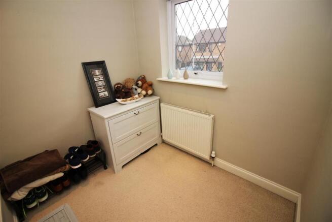 bedroom 3.JPG