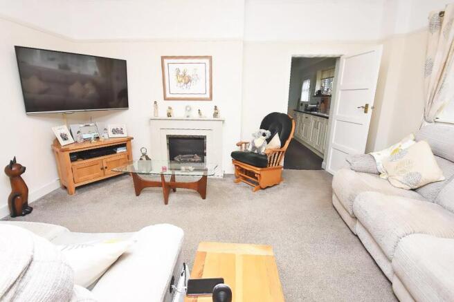 Livingroom1.jpg