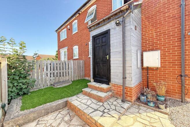 1 bed Terraced for sale Image 12