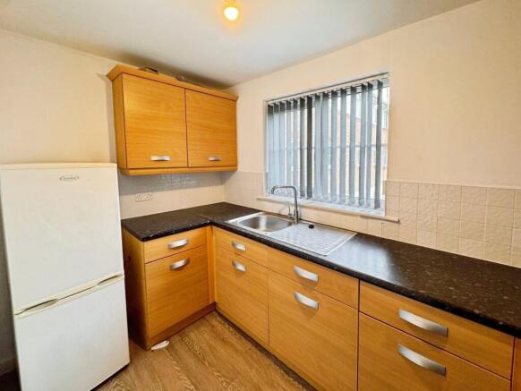 2 bed Apartment for sale Image 8