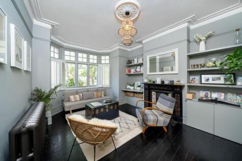 Arragon Gardens, Streatham, London, SW16