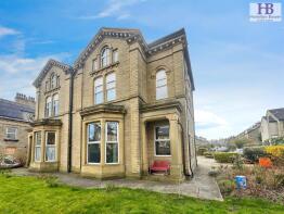 Flat 1, 46, Wellington Crescent, Shipley BD18 3PH