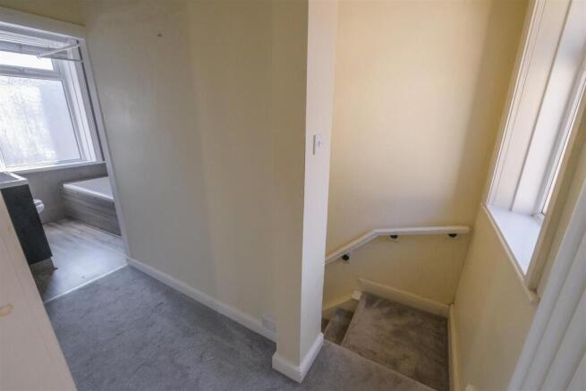 2 bed Terraced for sale Image 8