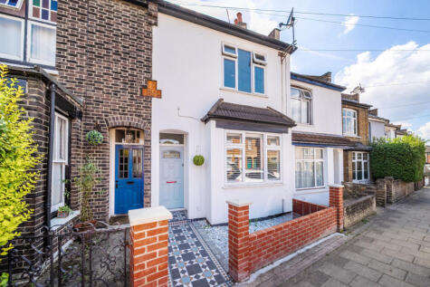 Canon Road, Bromley, BR1