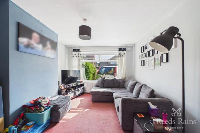 3 bed Semi-Detached for sale Image 4