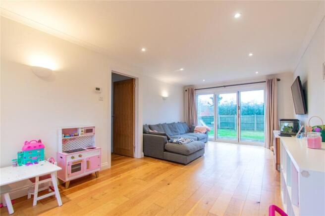 Greenacres, Woolton Hill, Newbury, RG20 photo 4