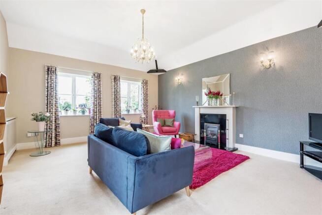 SITTING ROOM