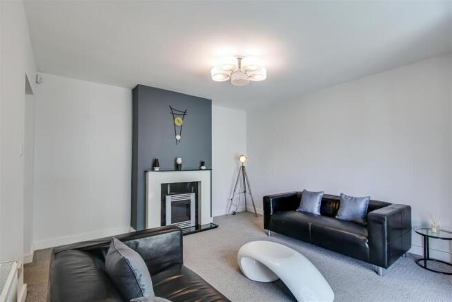 3 bed Semi-Detached Bungalow for sale Image 6