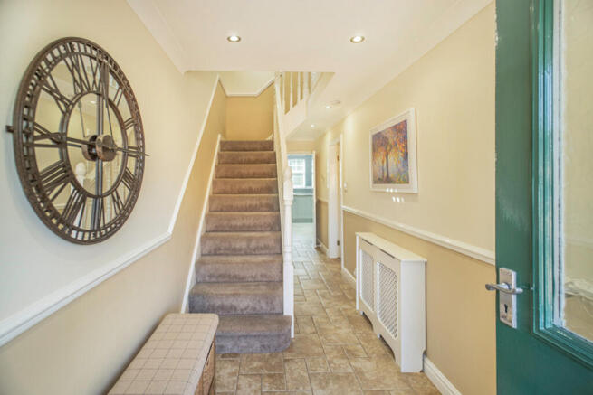 4 bed Detached for sale Image 11