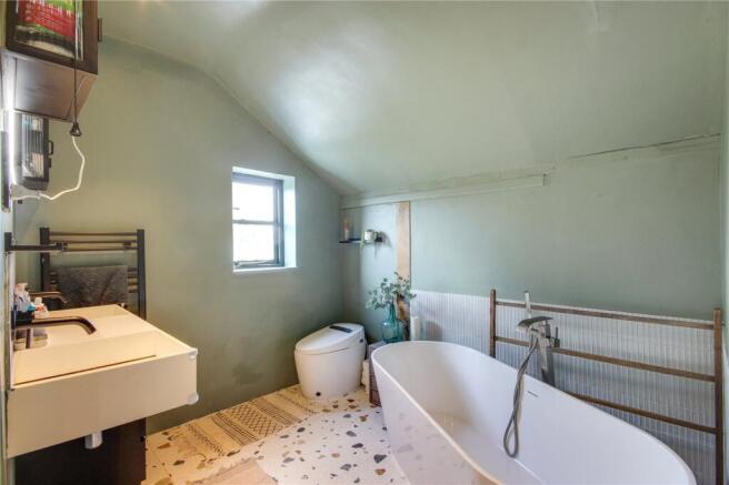 En Suite Bathroom