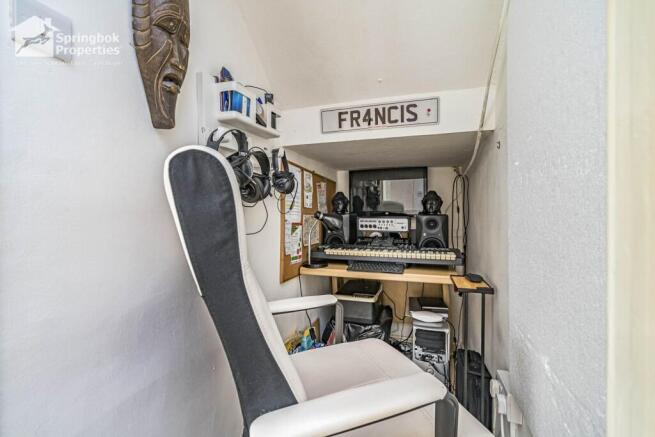 IMAGE 6