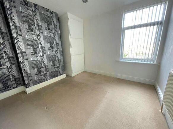 3 bed Not Specified for sale Image 9