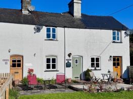 2, Tai Newyddion, Bryn Y Clochydd, Gwytherin, Abergele LL22 8UT