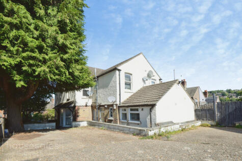 Oakridge Road, High Wycombe, HP11