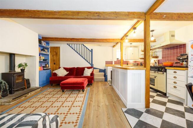 3 bed Terraced for sale Image 4